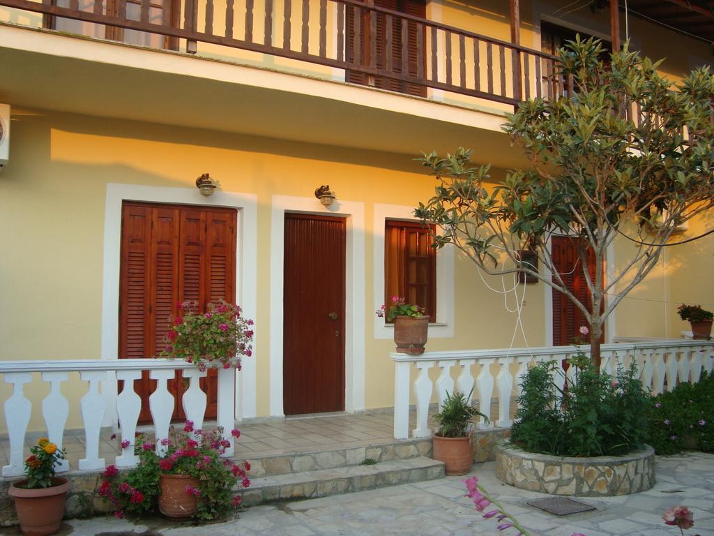 Apartment Victoria Agios Georgios  Bilik gambar
