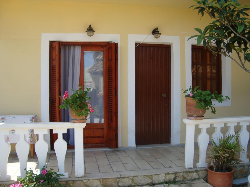 Apartment Victoria Agios Georgios  Luaran gambar