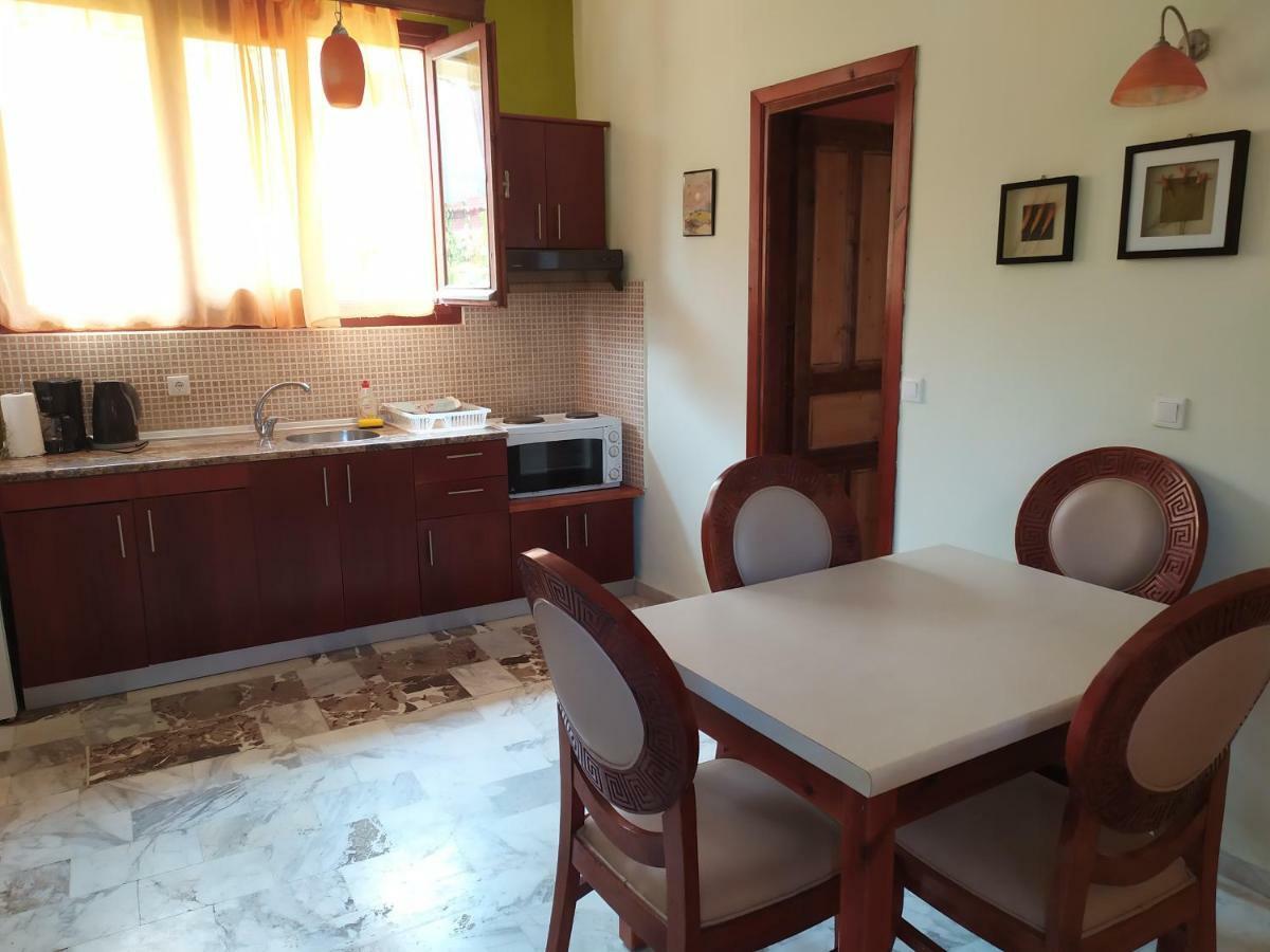 Apartment Victoria Agios Georgios  Luaran gambar